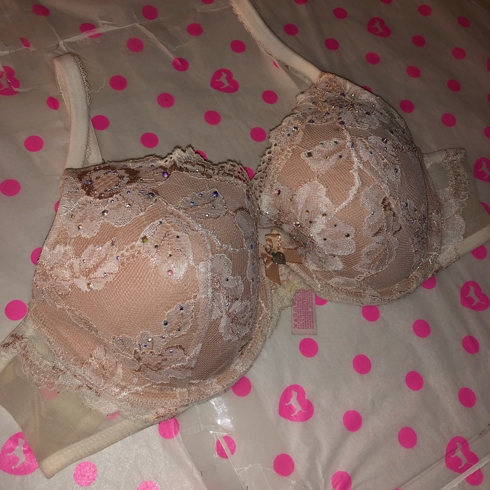 Victoria’s Secret Bra Used EUC 36B
